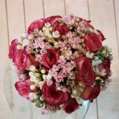 bouquet da sposa rose fuxia e bovardia